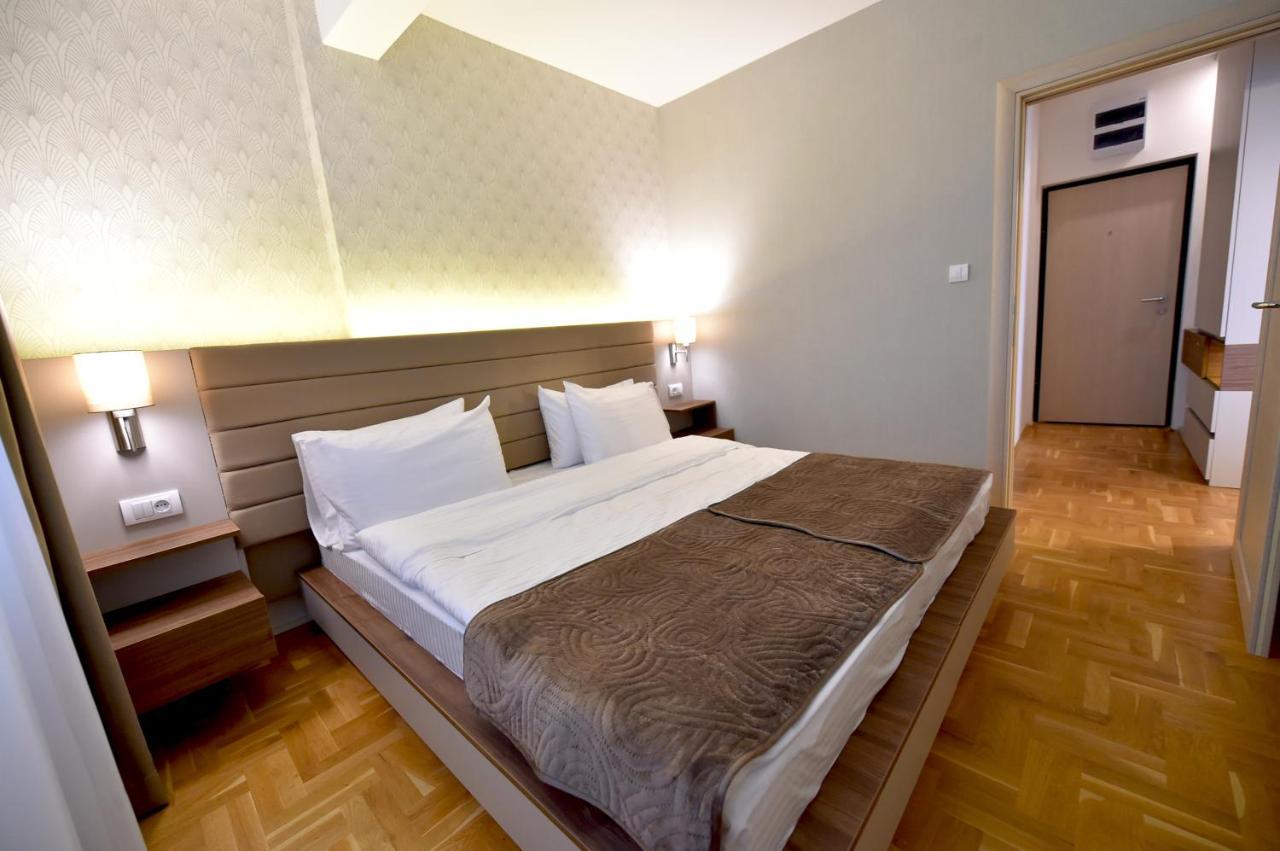 Ferienwohnung Sky Lux Apartman Gornji Milanovac Exterior foto