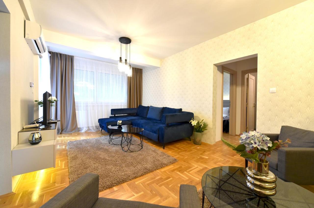 Ferienwohnung Sky Lux Apartman Gornji Milanovac Exterior foto