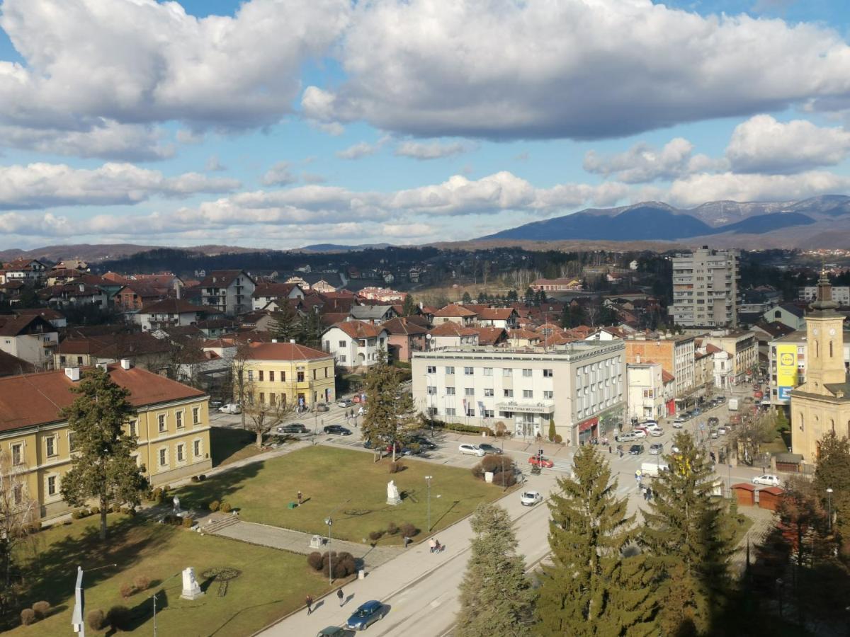 Ferienwohnung Sky Lux Apartman Gornji Milanovac Exterior foto